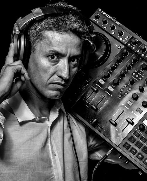 DJ Dimitri Kota performing