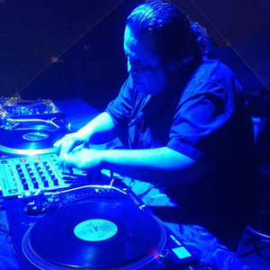 DJ Jimmy Froggs